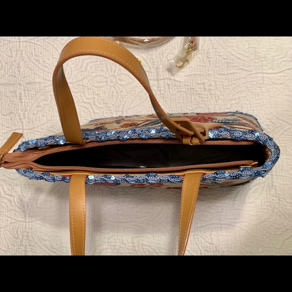 Faith Knight Tropical Tote Handbag - Picture 6 of 7